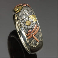 Personality Vintage Glyph Ring Flower Dragonfly Animal Men and Women Rings